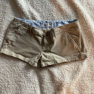 American Eagle Tan Khaki low rise shorts